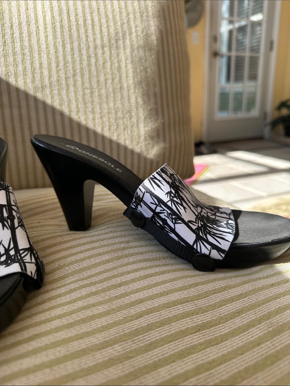 Onesole Black and White Abstract Print Slide Mules with interchangeable tops!